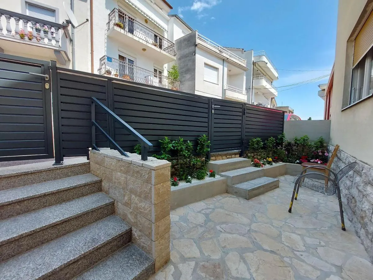 Apartment Viktor Crikvenica 0*,