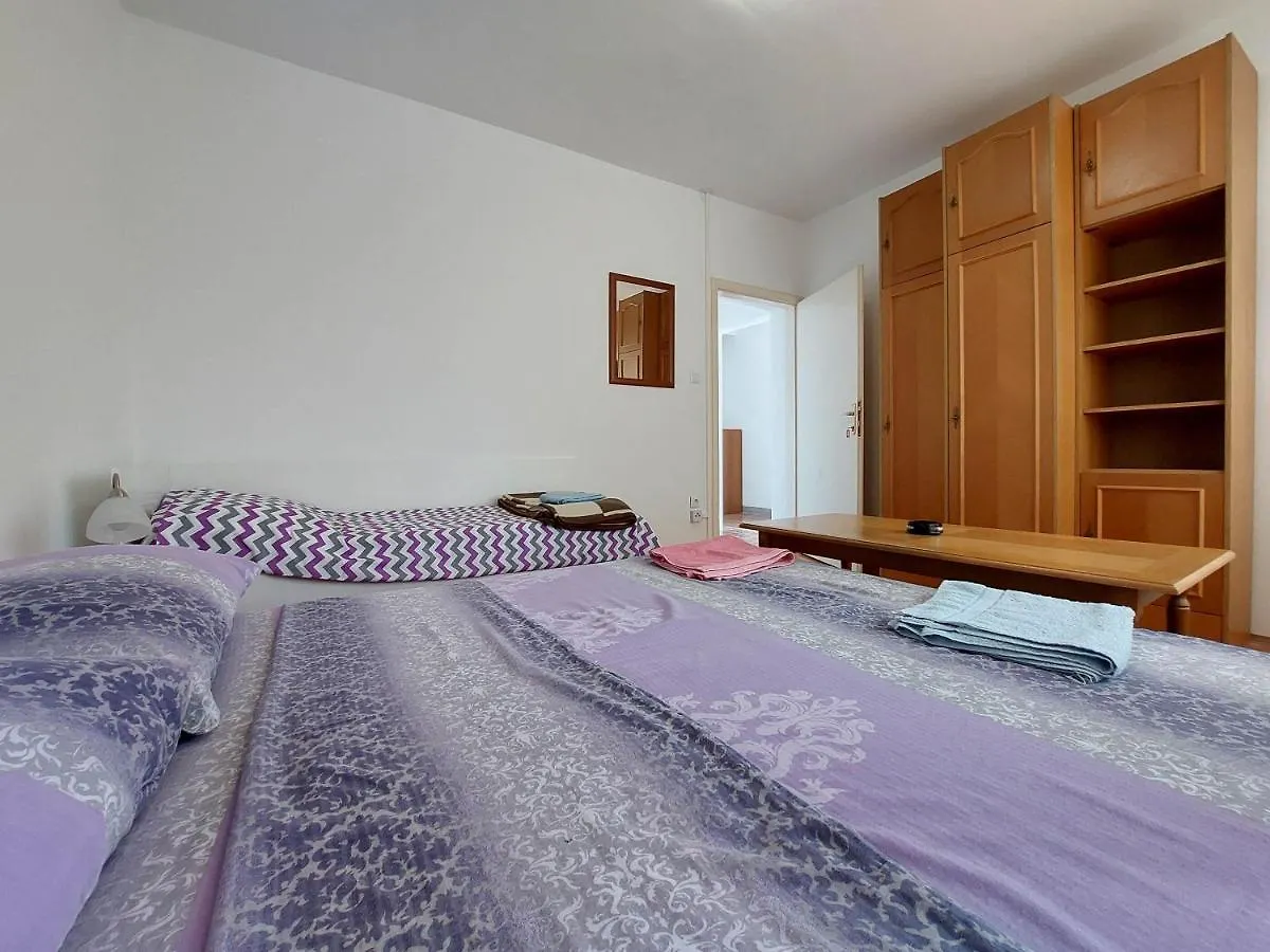 Apartment Viktor Crikvenica